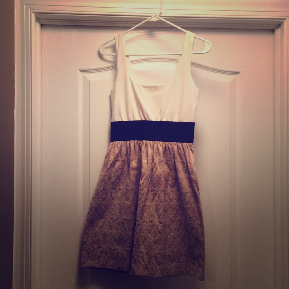 Classy neutral colored dress